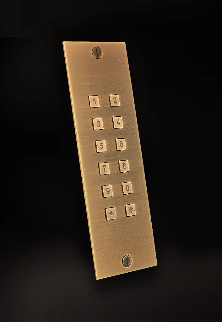 Clavier d'accès bronze rustique autonome 2 relais + wiegand encastré 55x166x25mm